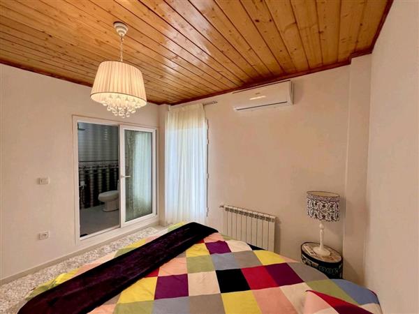 ویلا استخردار شیک