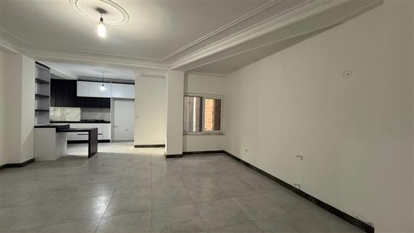 اپارتمان 81 متری 2 خواب 