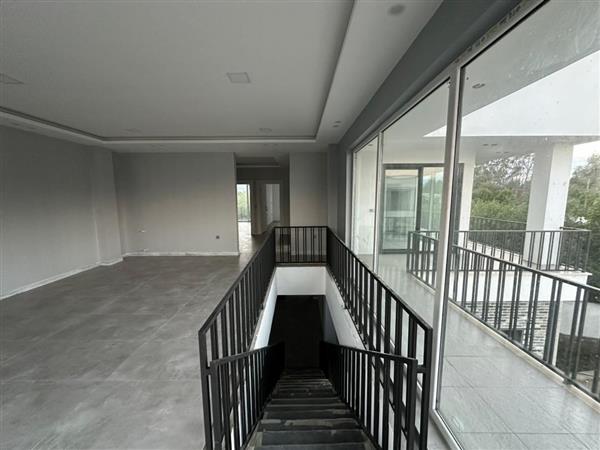 ویلا شهرکی شیک