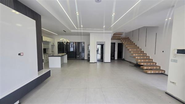 ویلا تریبلکس