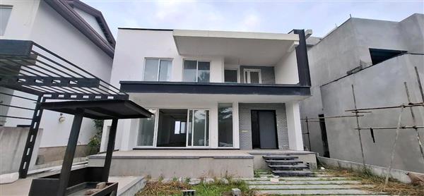 ویلا نیمه کاره