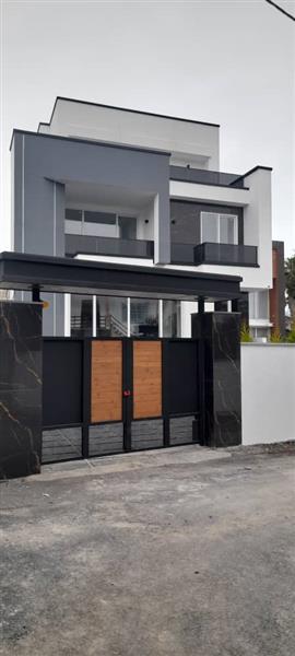 ویلا استخردار مدرن