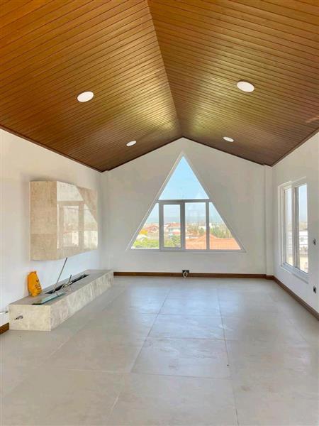 ویلا تریبلکس استخردار