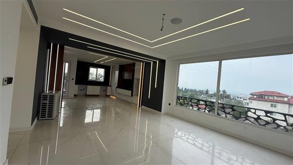 آپارتمان لاکچری فول امکانات