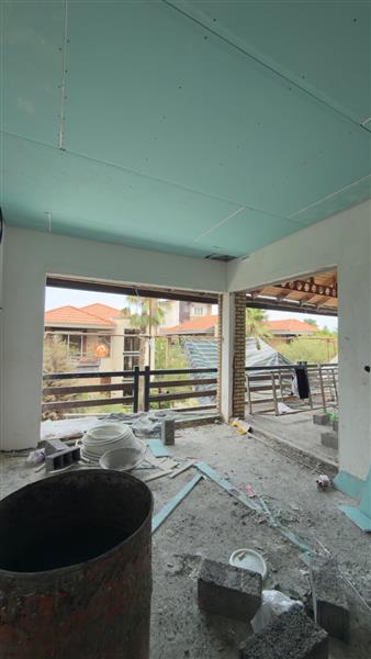 ویلا دوبلکس بازسازی شده شهرکی