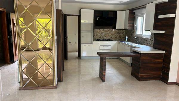 ویلای محوطه سازی شده