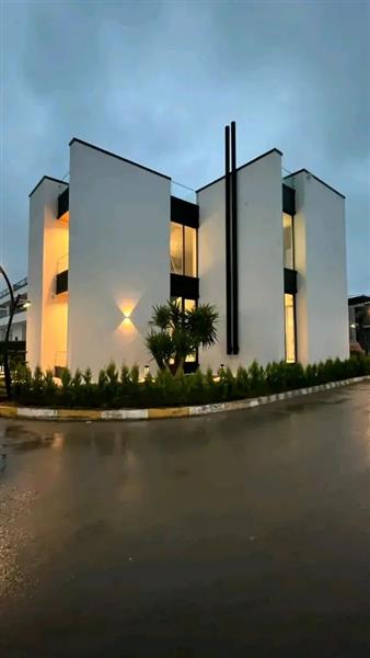 ویلا دوبلکس شهرکی لاکچری
