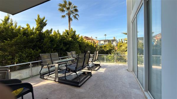 ویلا شهرکی پلاک سوم بنا فلت