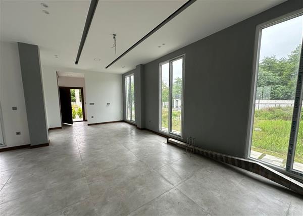 ویلای شهرکی با نگهبانی