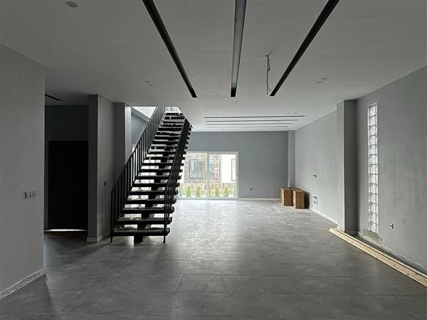 ویلا شهرکی شیک