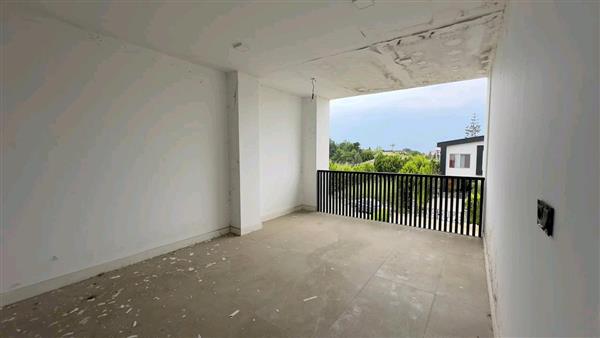 ویلا تریبلکس نوساز