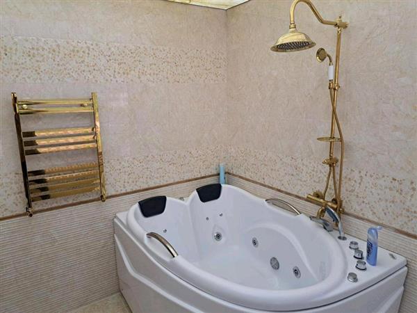 ویلا استخردار