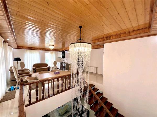 ویلا استخردار شیک