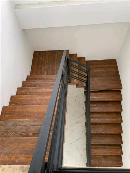 ویلا دوبلکس شهرکی