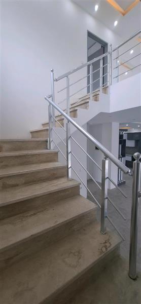 ویلا 250 متری