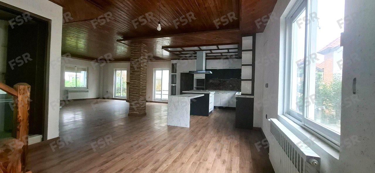 ویلا تریبلکس شهرکی