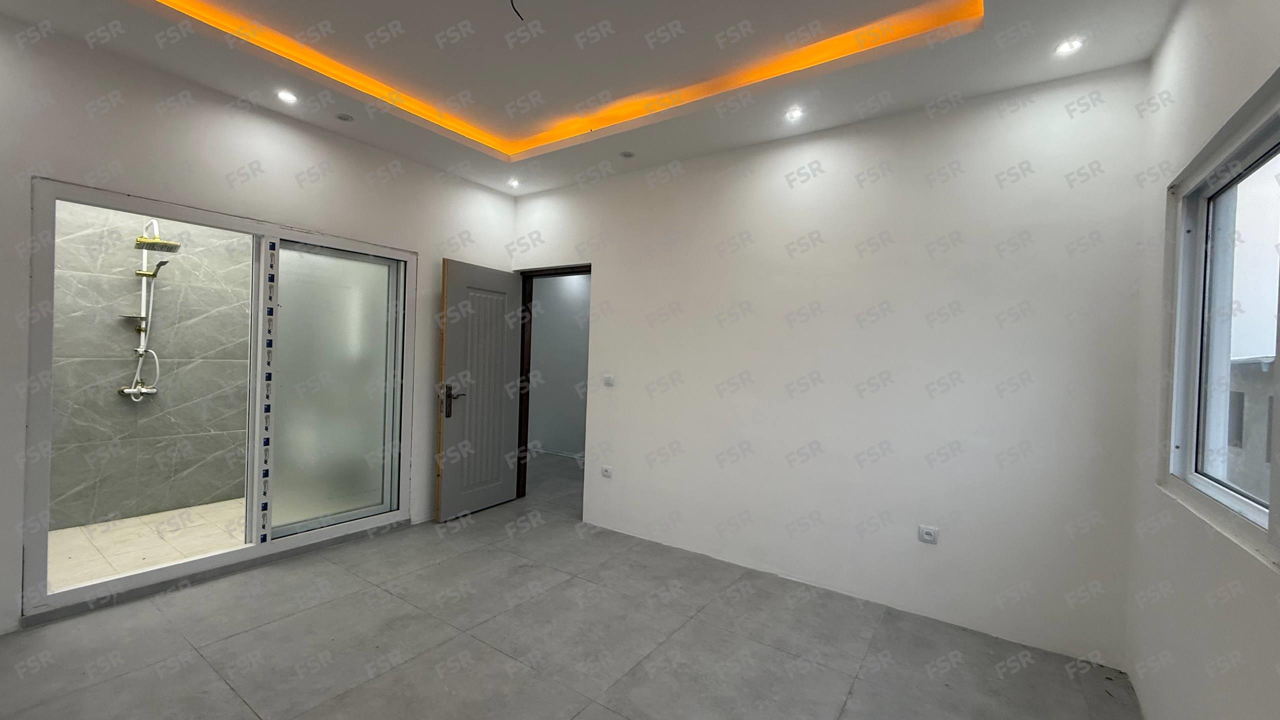 ویلا 270 متری استخردار