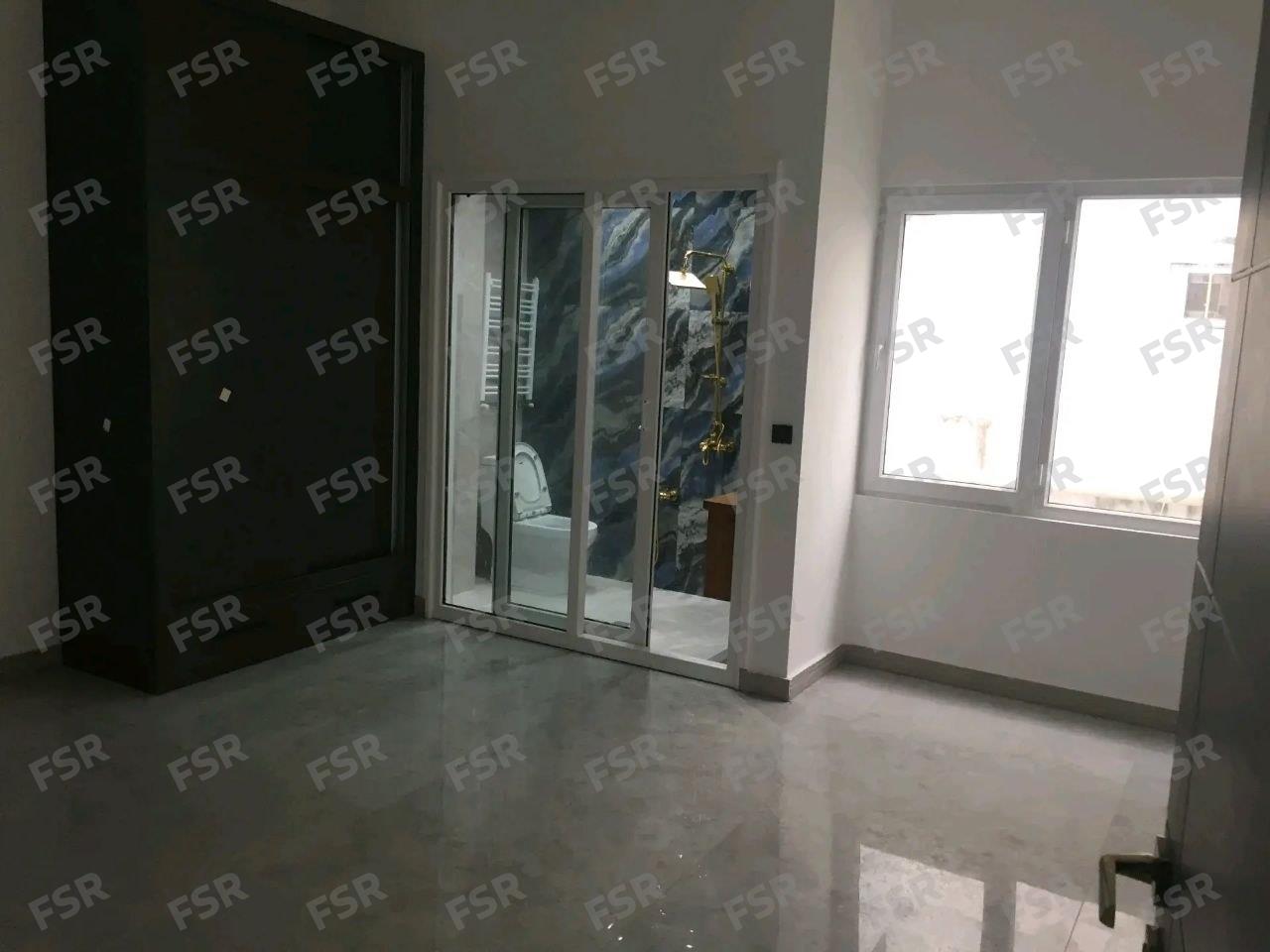 ویلا دوبلکس شهرکی برند