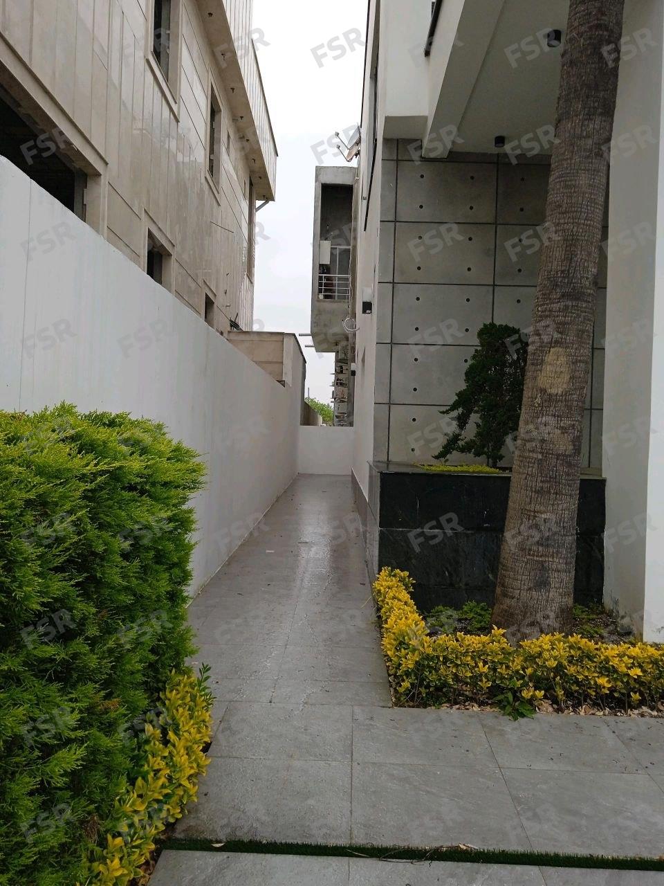 ویلا دوبلکس جنگلی 