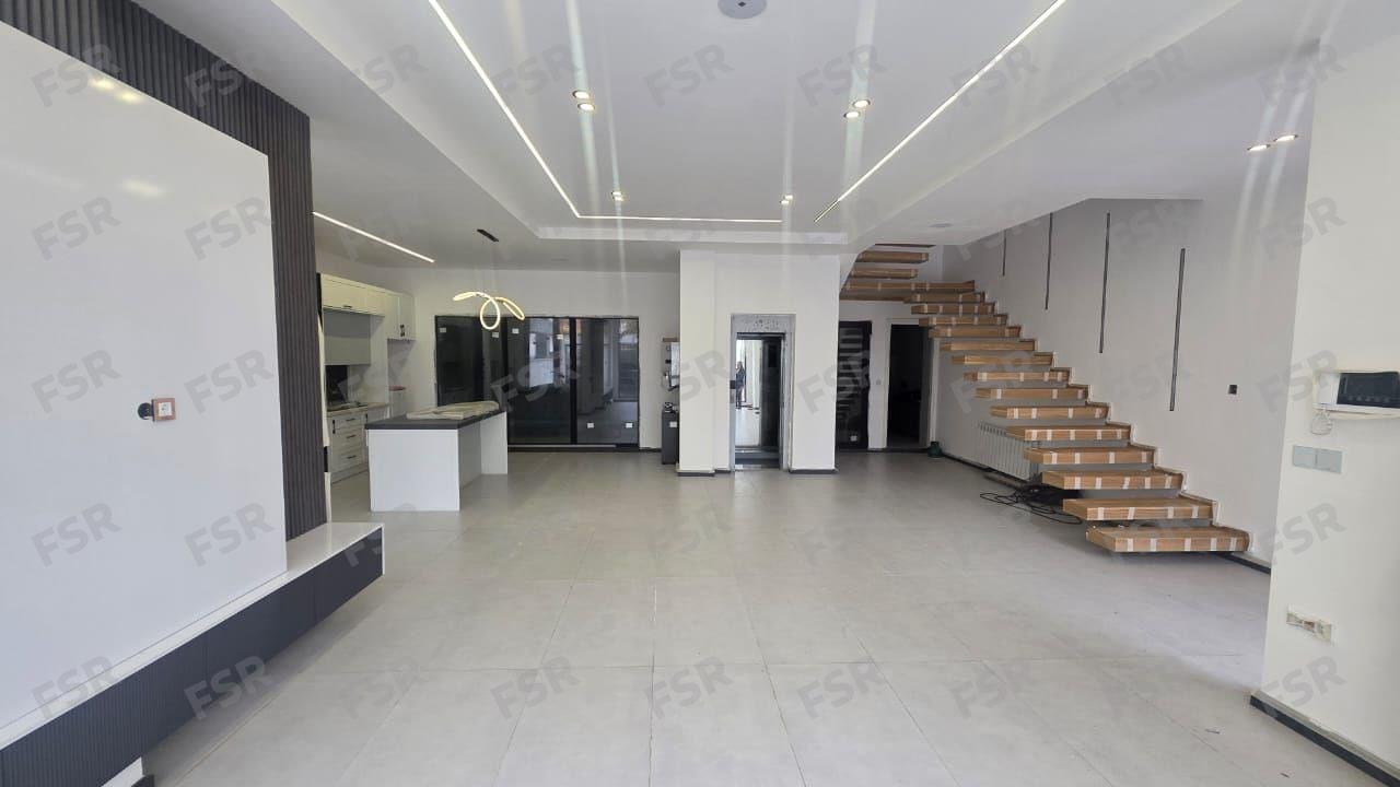 ویلا تریبلکس