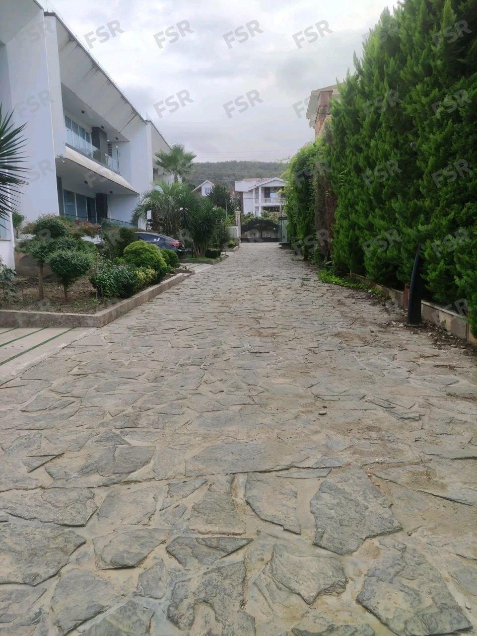 ویلا دوبلکس جنگلی