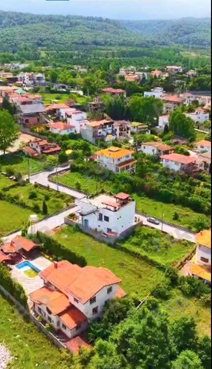 ویلا دوبلکس فول امکانات