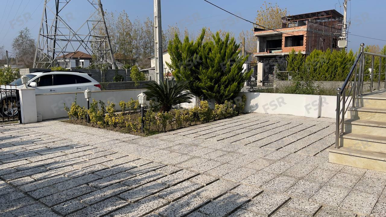 ویلا شهرکی با مدارک کامل