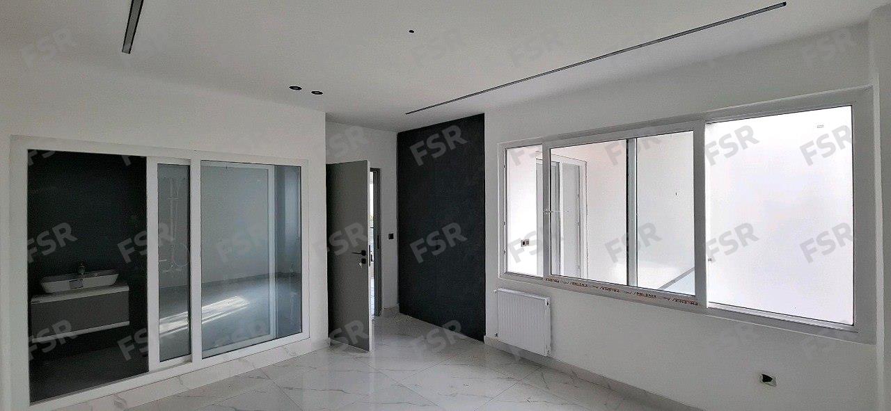 ویلا 230 متری نوساز